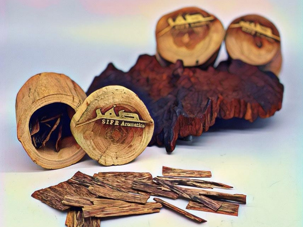 Natural Oud incense chips